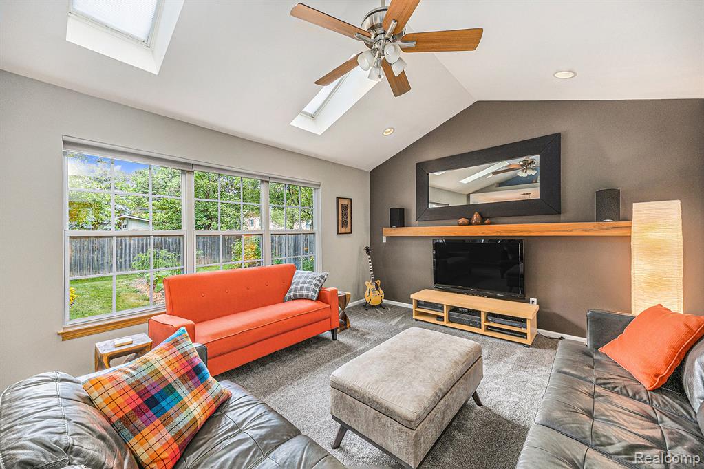 1827 N Franklin Court, Ann Arbor, MI 48103 — Photo 13