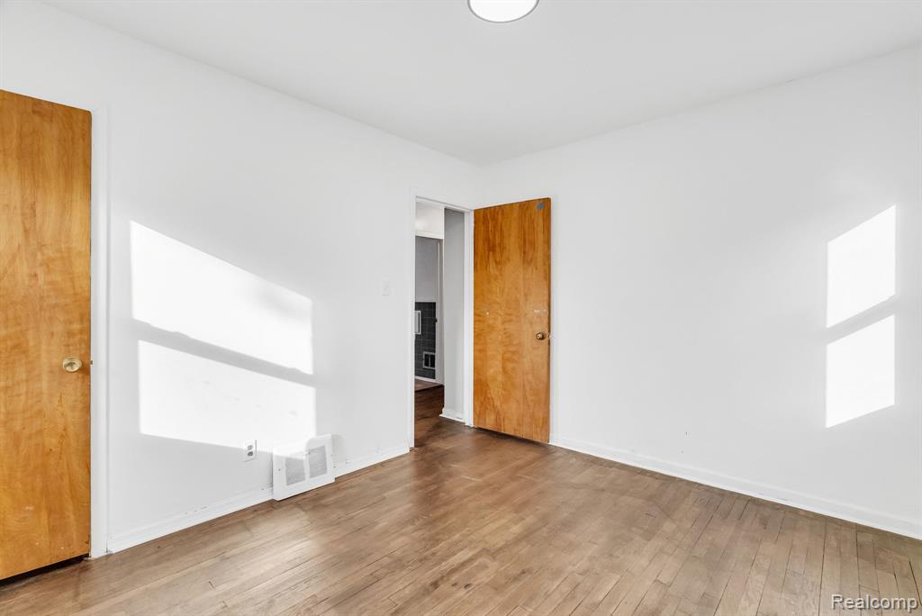 6235 Rosemont Avenue, Detroit, MI 48228 — Photo 19