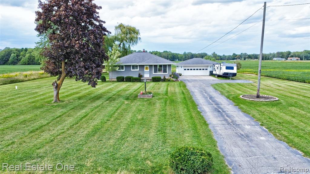 9772 Crawford Road, Columbus, MI — Photo 27