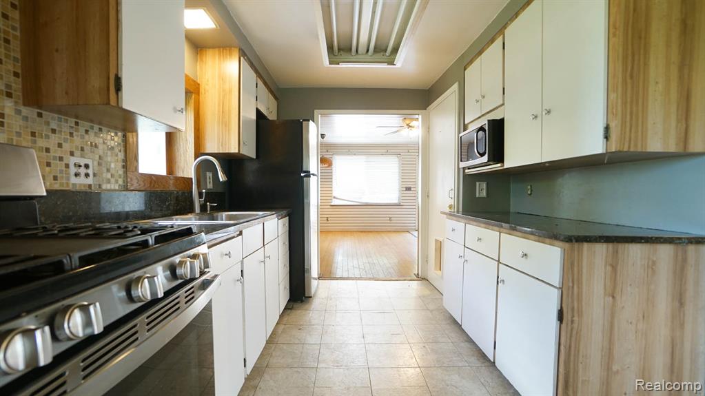 43981 S Interstate 94 Service Drive, Belleville, MI 48111 — Photo 29