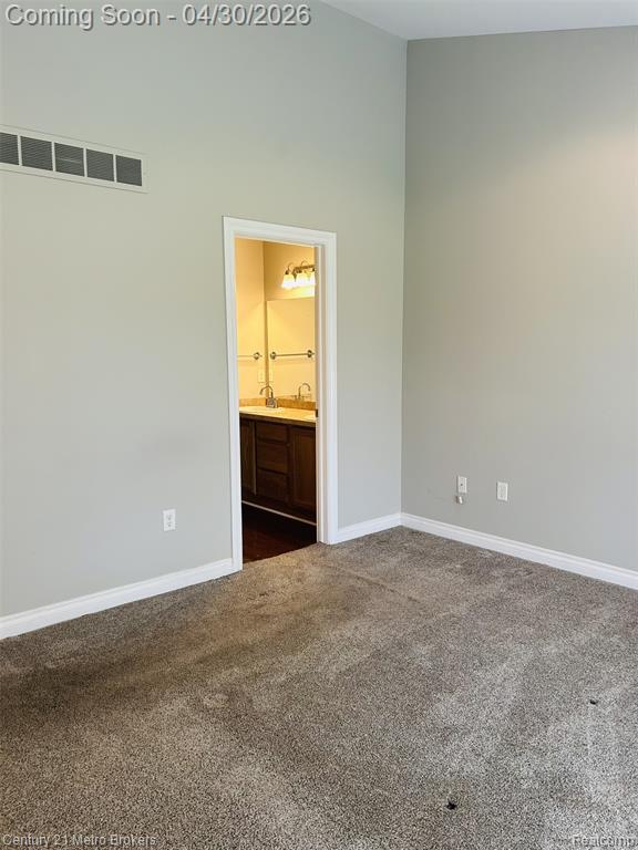 4467 Cross Creek Boulevard, Burton, MI 48509 — Photo 11