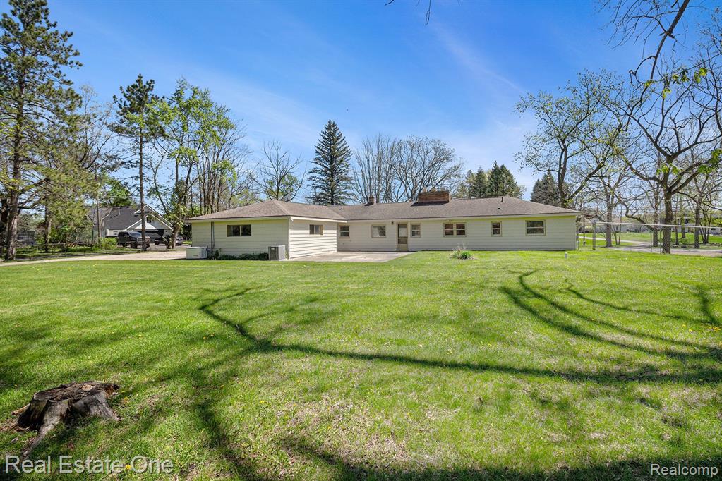 4001 N DUCK LAKE Road, Highland, MI 48356 — Photo 16