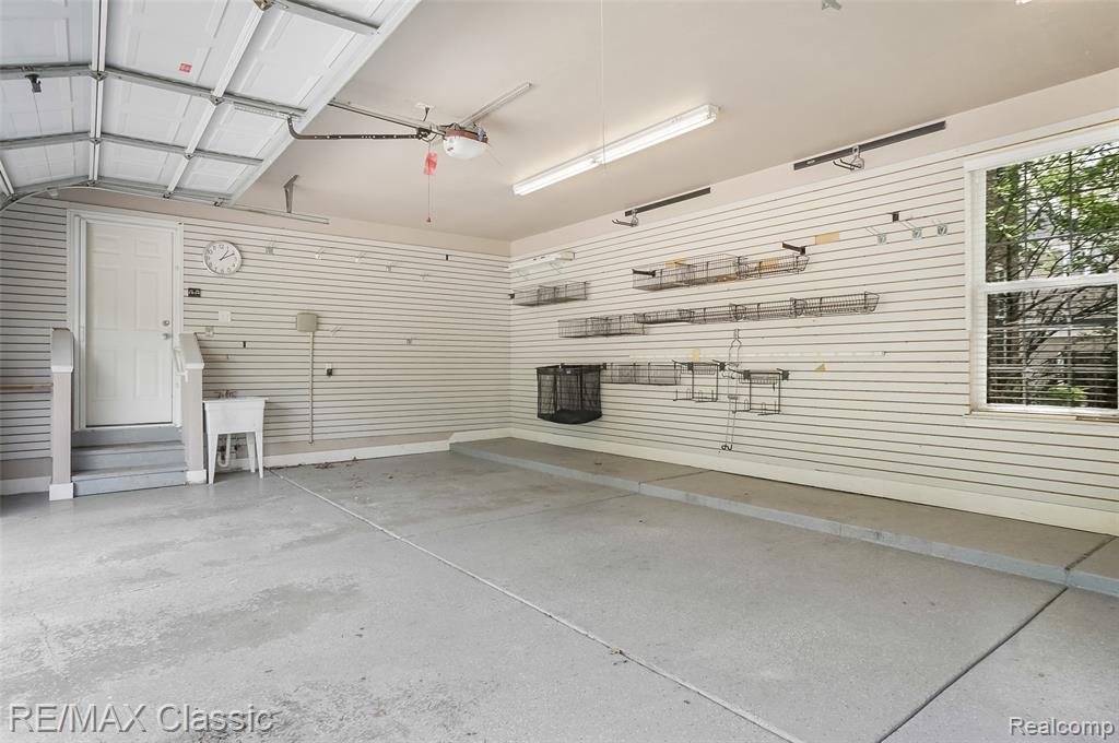 6323 Moonstone Dr, Grand Blanc, MI 48439 — Photo 50