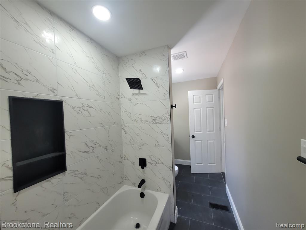 5911 Radnor Street, Detroit, MI 48224 — Photo 12