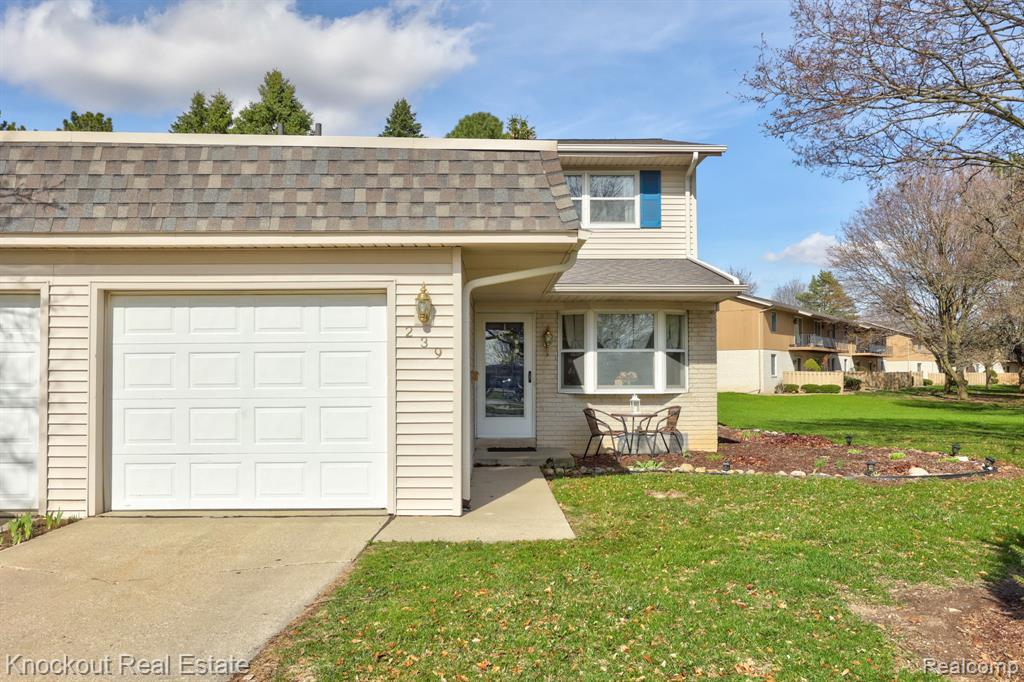 239 Churchgrove Road, Frankenmuth, MI 48734 — Photo 2