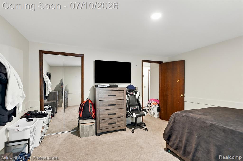 23821 Manistee Street, Oak Park, MI 48237 — Photo 20