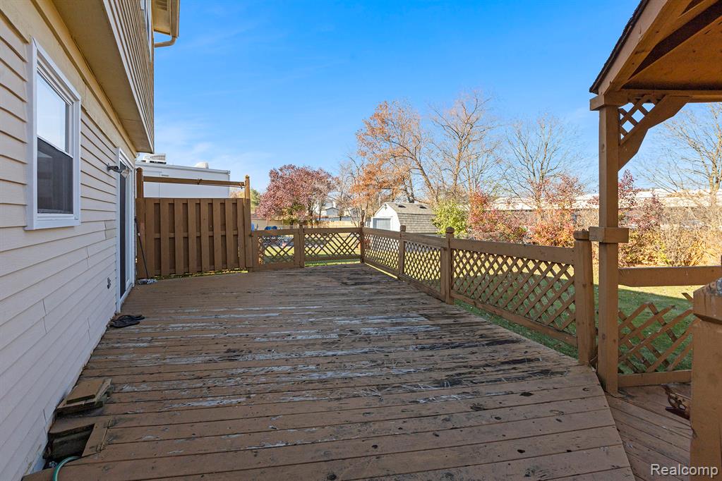43726 Stuart Drive, Canton, MI 48187 — Photo 22