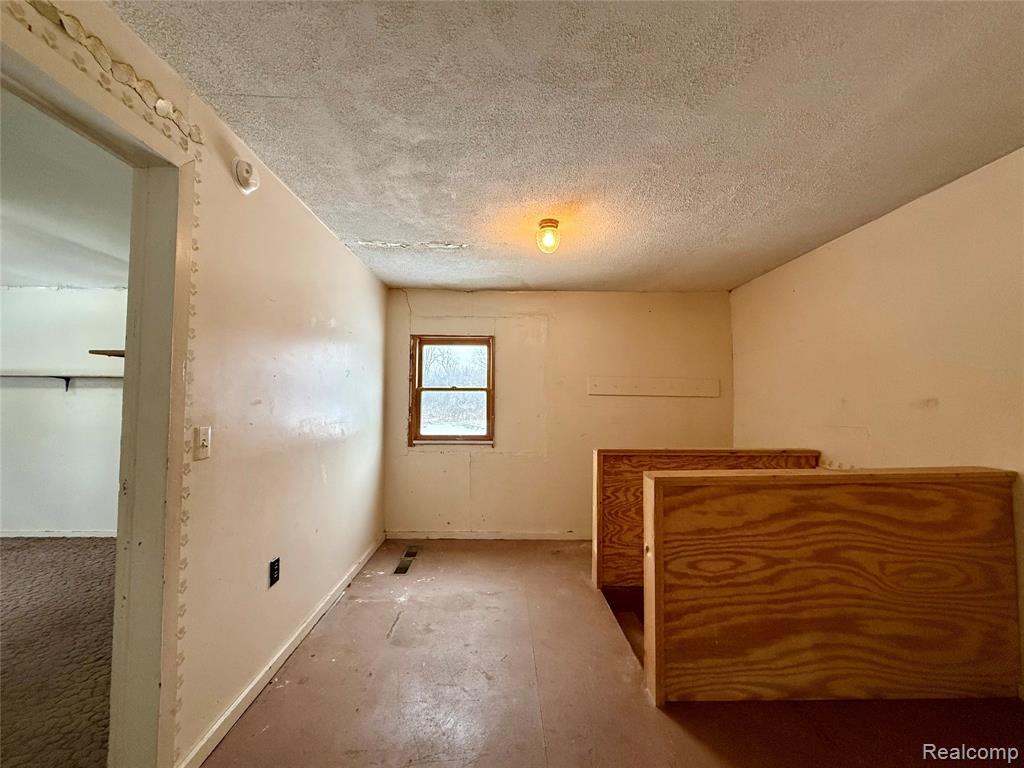 6377 E Atherton Road, Burton, MI 48519 — Photo 11
