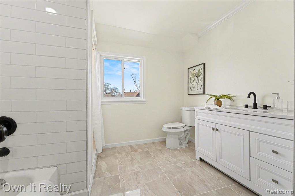 17150 Santa Barbara Drive, Detroit, MI 48221 — Photo 17