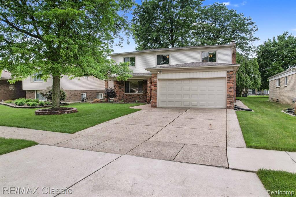 1227 E FRANCISCAN, Canton, MI 48187 — Photo 4