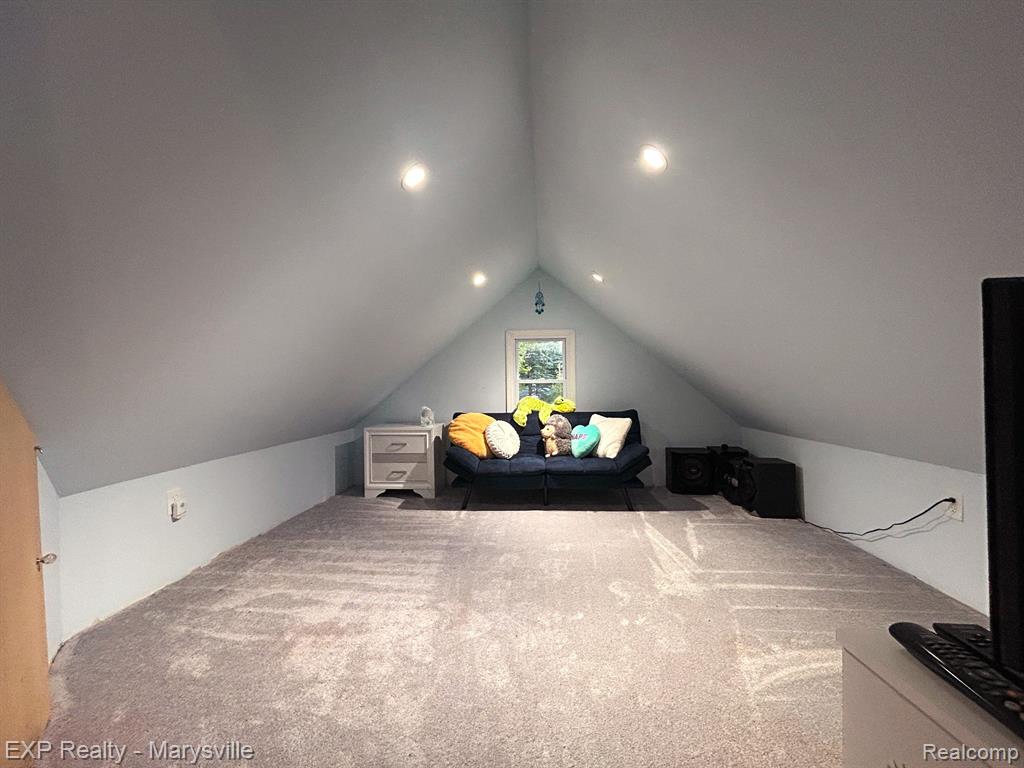 4198 LAPEER Road, Port Huron, MI 48060 — Photo 20