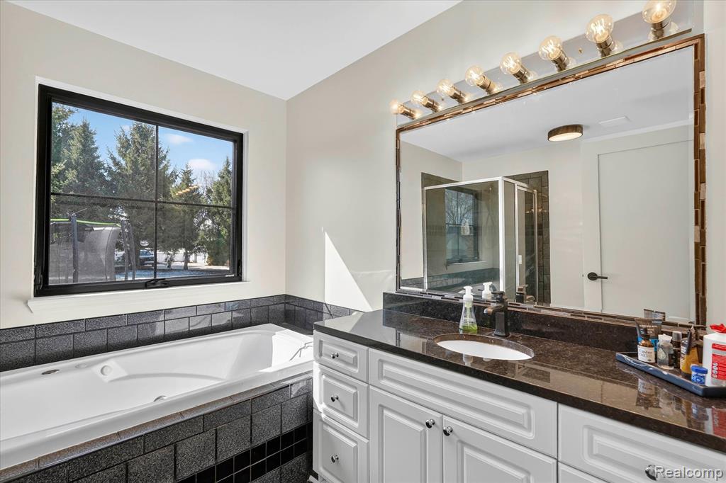 16529 W Horseshoe Trail, Linden, MI 48451 — Photo 18