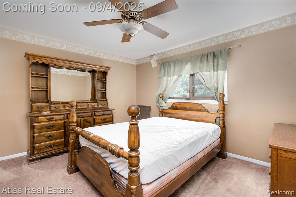 8557 Henderson Road, Goodrich Vlg, MI — Photo 32
