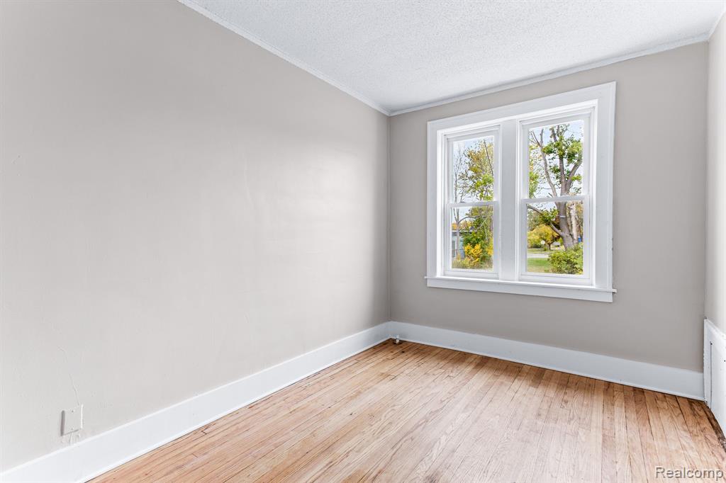 3550 Montclair Street, Detroit, MI 48214 — Photo 31