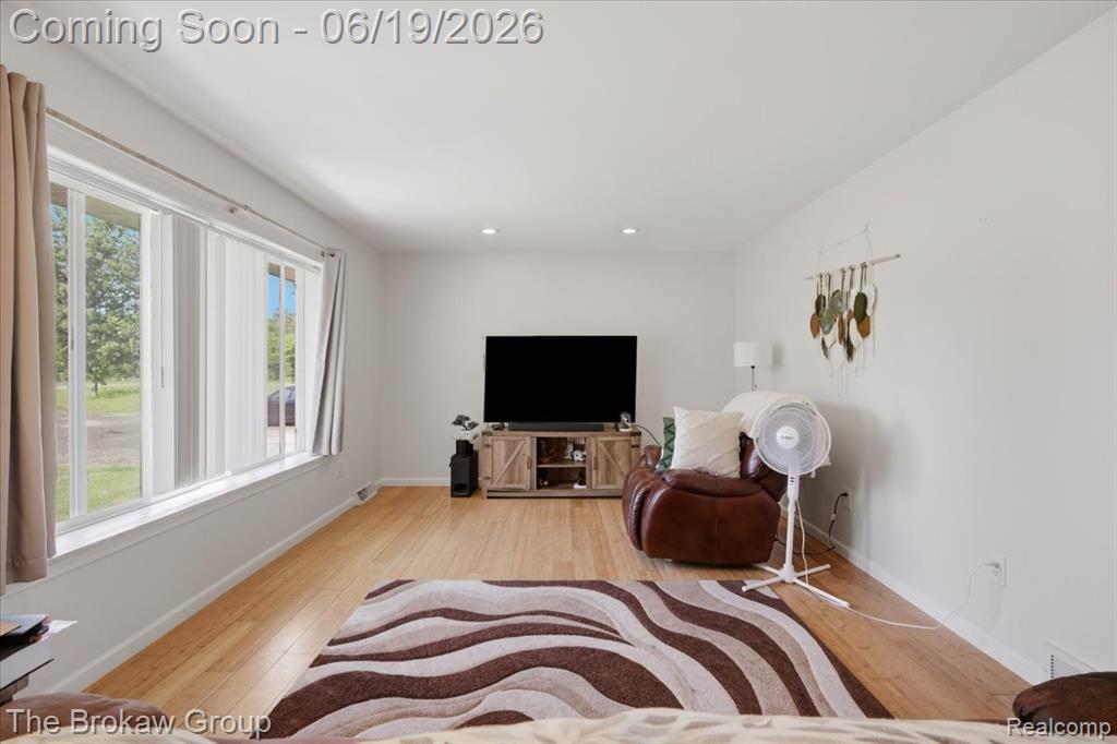 4495 Groveland Road, Ortonville, MI 48462 — Photo 11