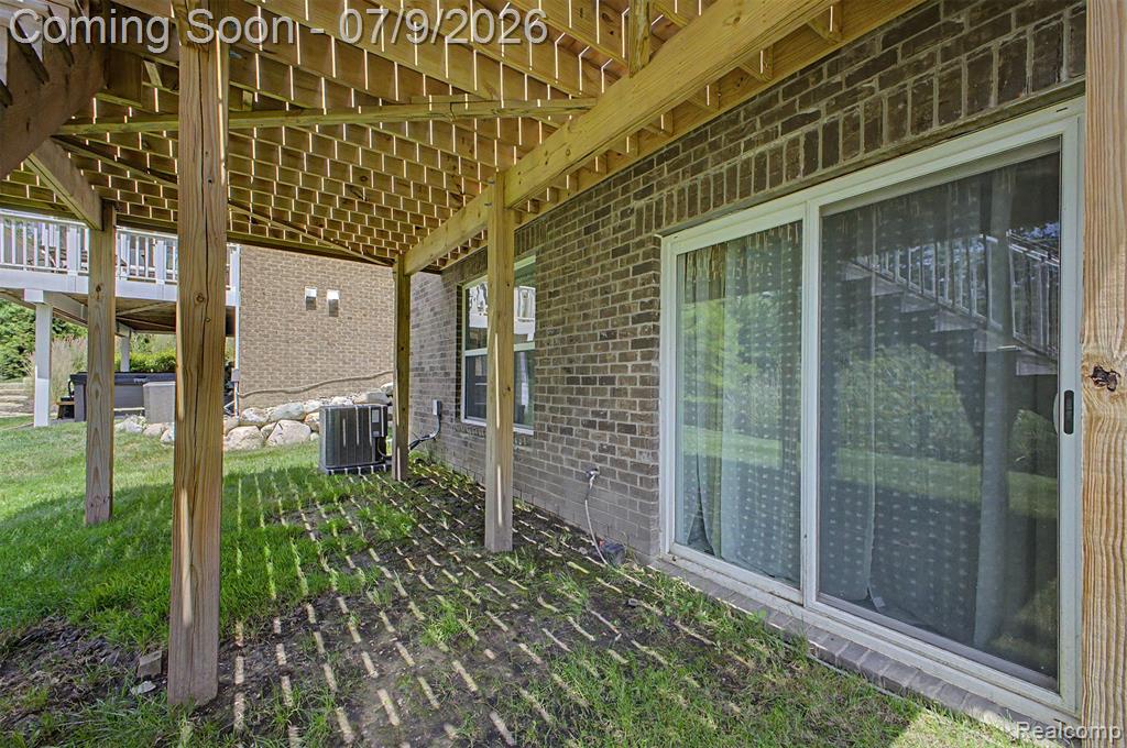18729 Cumberland Court, Northville, MI 48168 — Photo 50