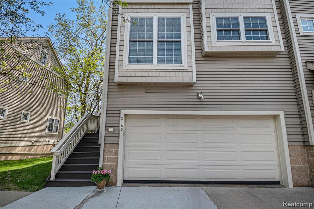 2160 Pennsylvania Avenue, Ann Arbor, MI 48103 — Photo 2