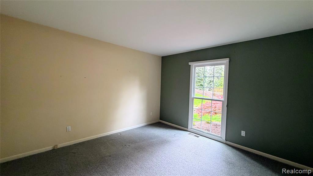 4791 Roundtree Drive, 1, Brighton, MI 48116 — Photo 25