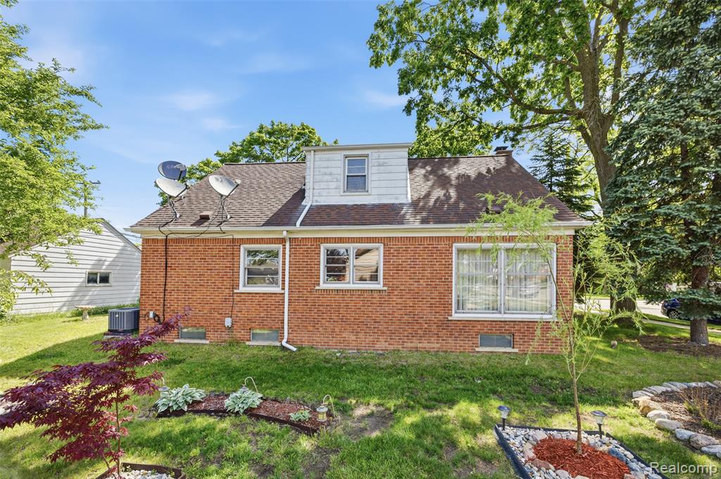 5041 Payne Avenue, Dearborn, MI 48126 — Photo 34