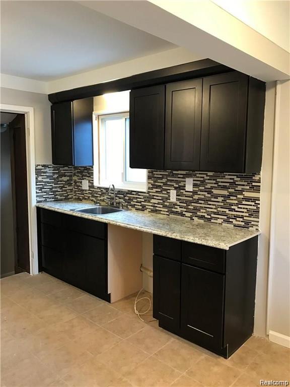 8404 Westminster Avenue, Warren, MI 48089 — Photo 13