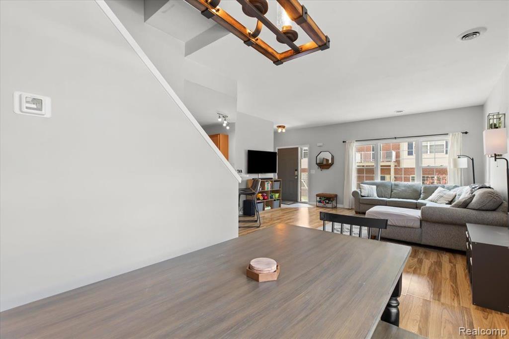 2070 Cloverly Lane, Ann Arbor, MI 48108 — Photo 11