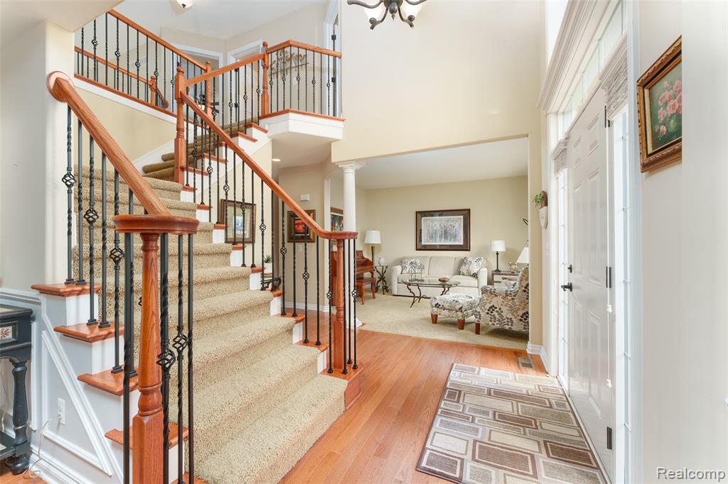 24455 Glenwood Drive, South Lyon, MI 48178 — Photo 4
