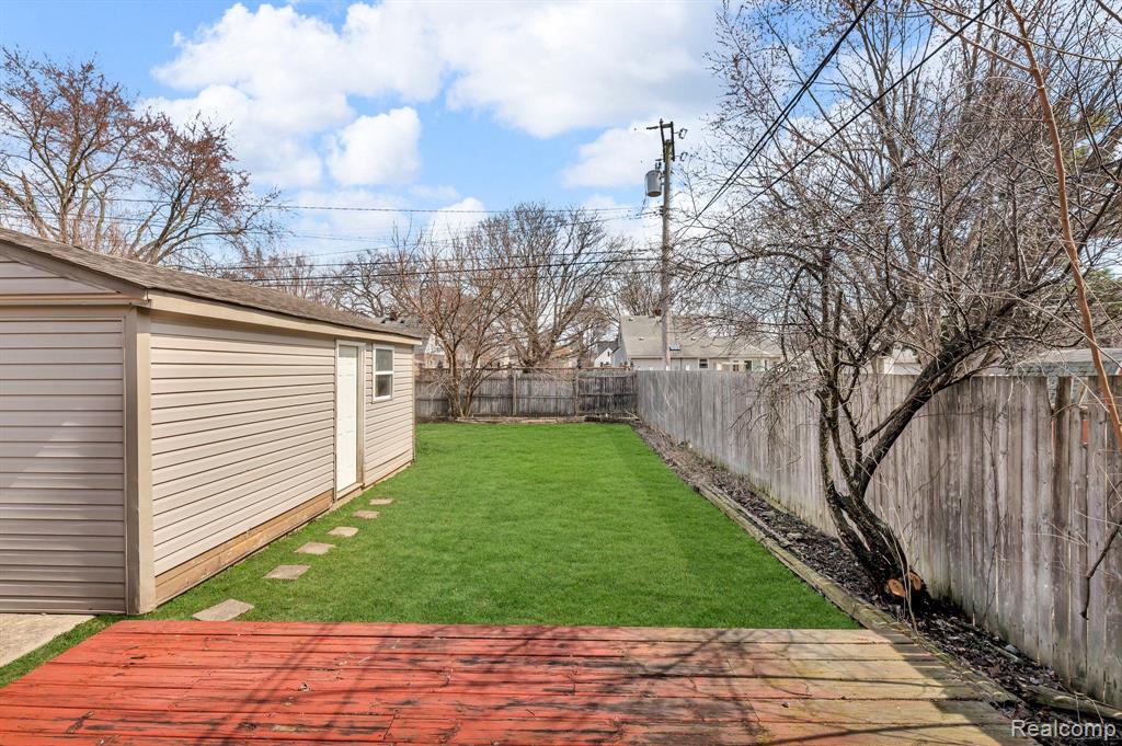 8001 JACKSON Street, Taylor, MI 48180 — Photo 29