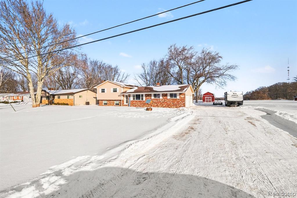 6359 E Bristol Road, Burton, MI 48519 — Photo 3