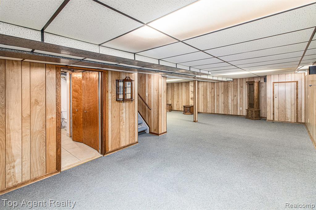43954 McLean Drive, Sterling Heights, MI 48313 — Photo 26