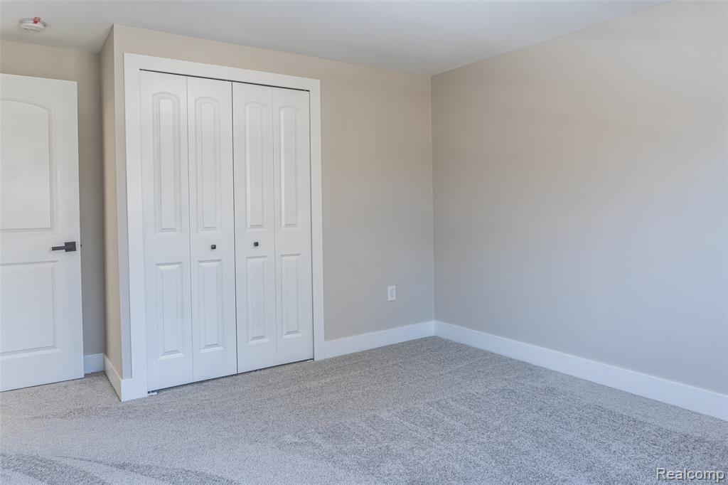 54832 Blue Cloud Drive, Utica, MI 48315 — Photo 52