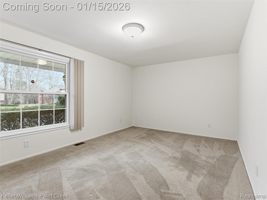 7434 Glengrove Drive, Bloomfield Hills, MI — Photo 9