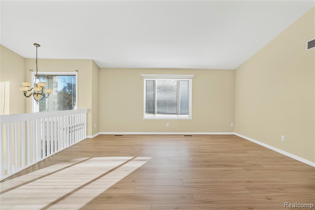 6068 Hearthside Place, Grand Blanc, MI 48439 — Photo 33
