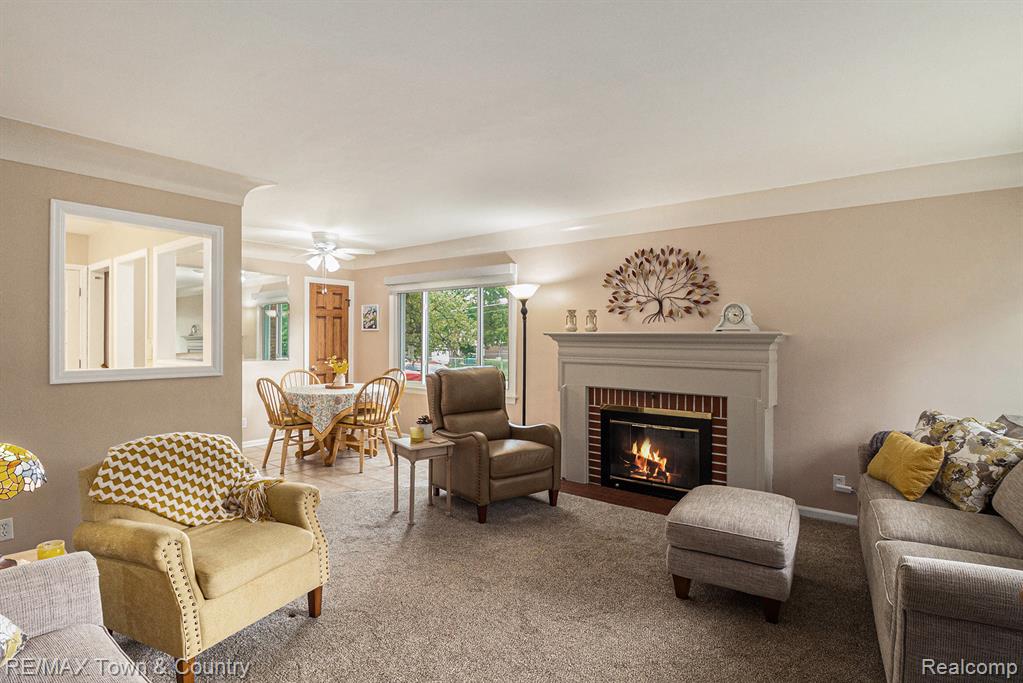 407 N McKinley Road, Flushing, MI 48433 — Photo 5