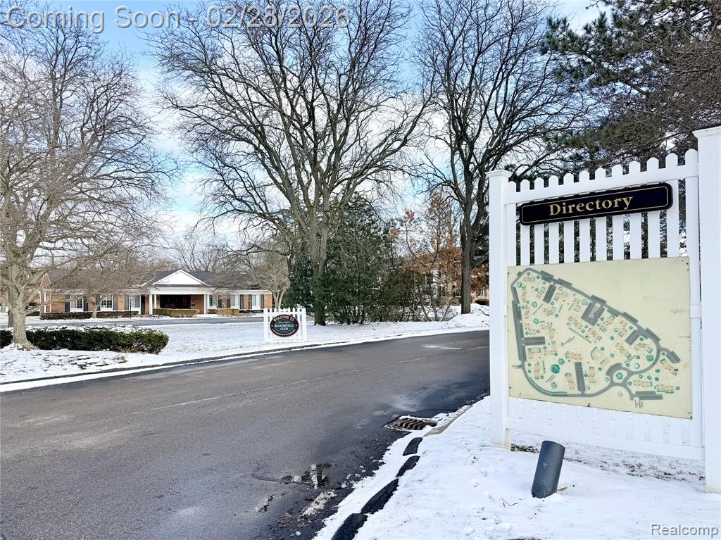 611 E Fox Hills Drive, 36, Bloomfield Hills, MI 48304 — Photo 31