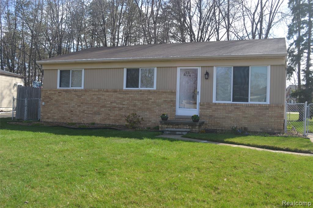42428 Greenbrier Lane, Clinton Twp, MI 48038 — Photo 30
