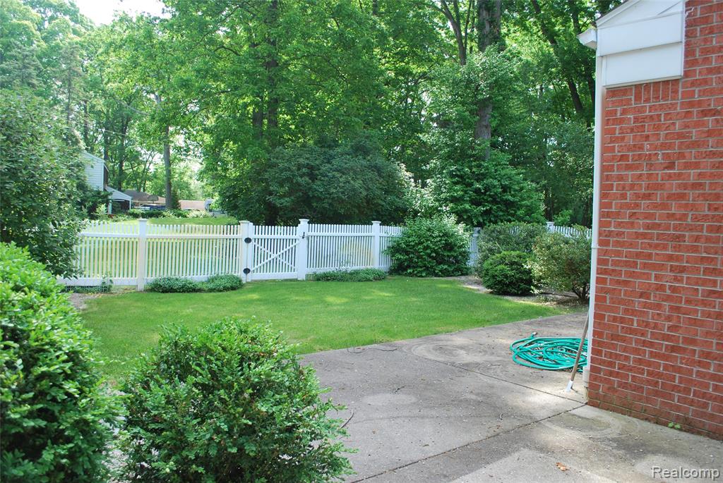 1512 Rulane Drive, Lapeer, MI 48446 — Photo 3