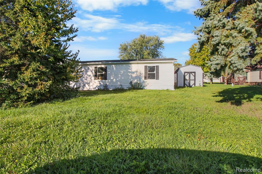 85 Oak Ridge, Monroe, MI 48161 — Photo 22