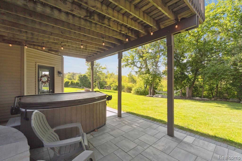 4348 Oak Tree Trail, Fenton, MI 48430 — Photo 54