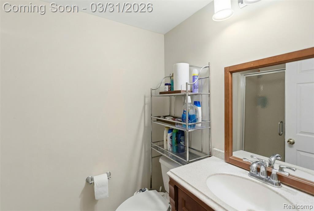 6361 Squire Lake Drive, Flushing, MI 48433 — Photo 33