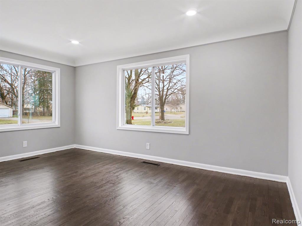 259 N Genesee Street, Montrose, MI 48457 — Photo 7