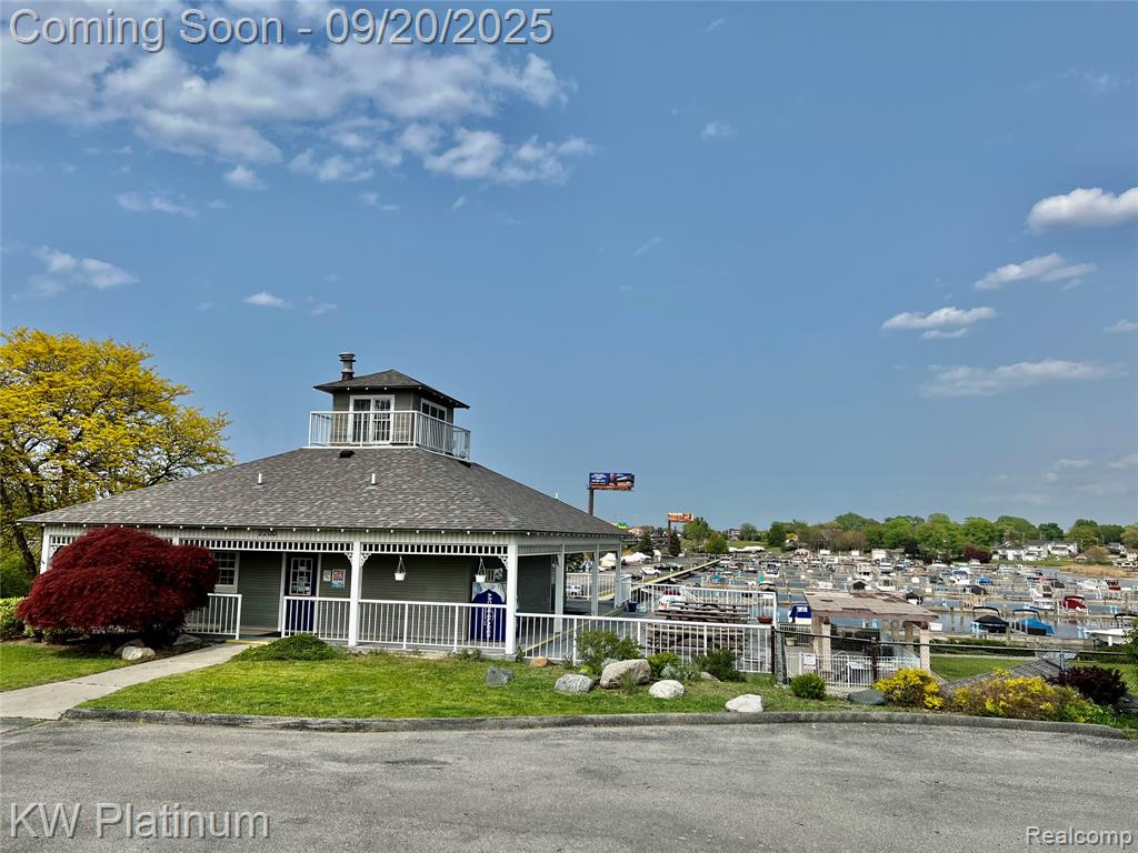 3551 STRAWBERRY Lane, Port Huron, MI 48060 — Photo 38