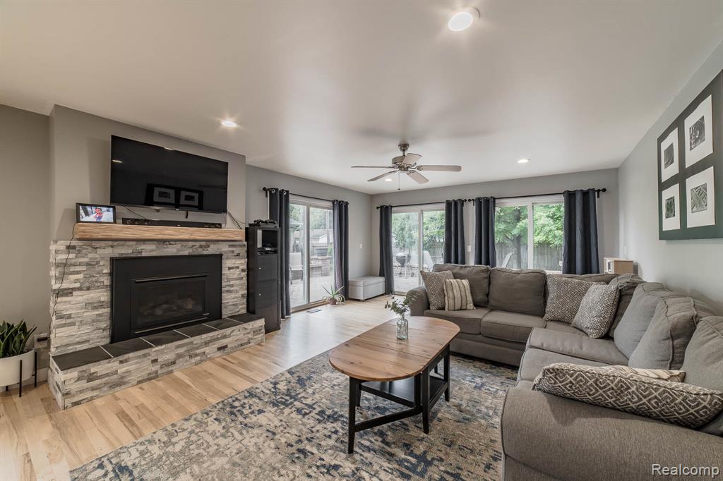 46555 Dequindre Road, Rochester Hills, MI 48307 — Photo 30