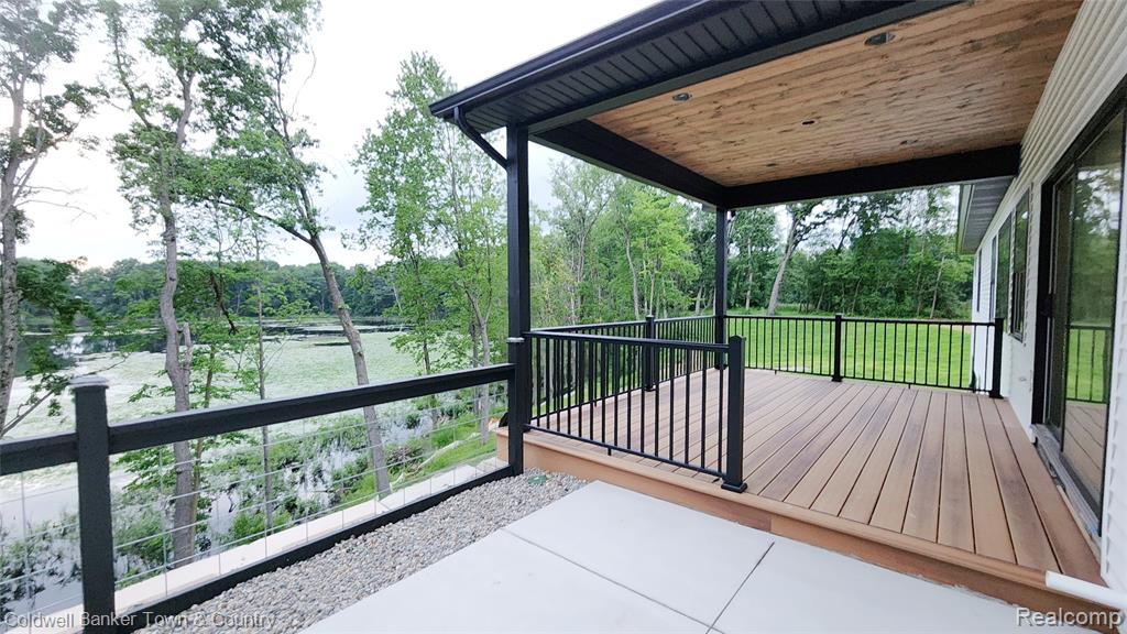 4789 Lakeshire Drive, Howell, MI 48843 — Photo 4
