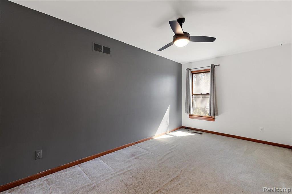 617 DEVILLEN Avenue, Royal Oak, MI 48073 — Photo 45