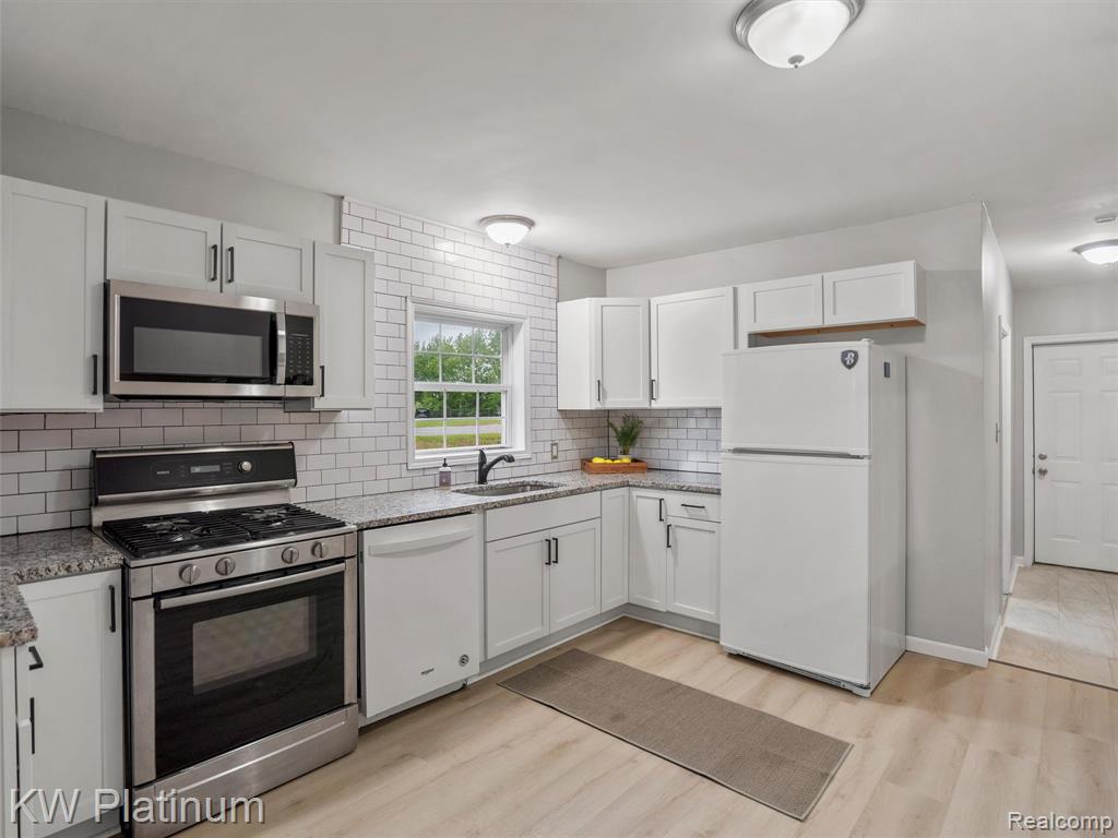5220 County Line Road, Lenox, MI 48048 — Photo 15