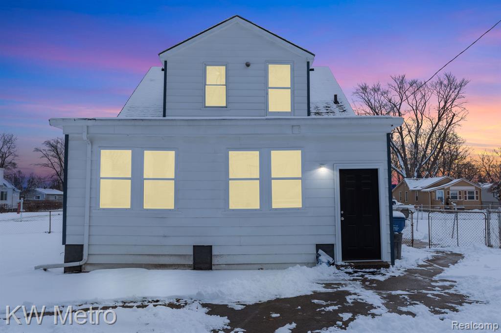 8135 REPUBLIC Avenue, Warren, MI 48089 — Photo 43