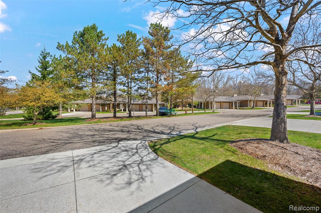 985 Wexford Way, 34, Rochester Hills, MI 48307 — Photo 30