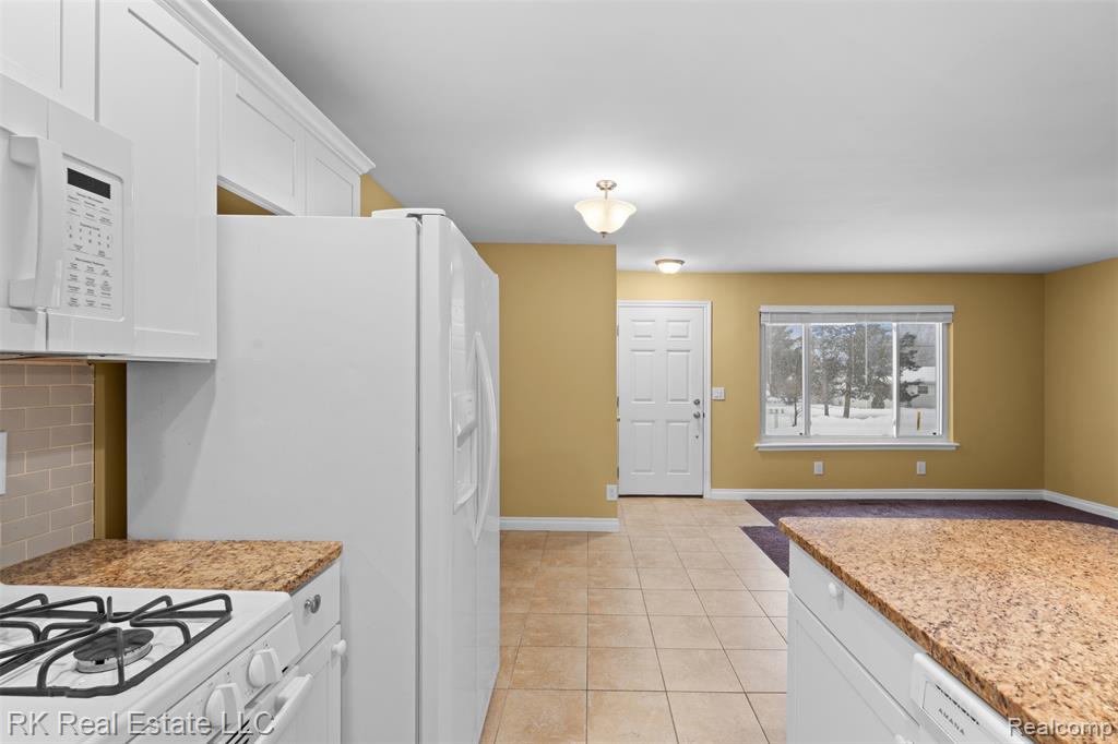 58629 Wallington, Washington, MI — Photo 9