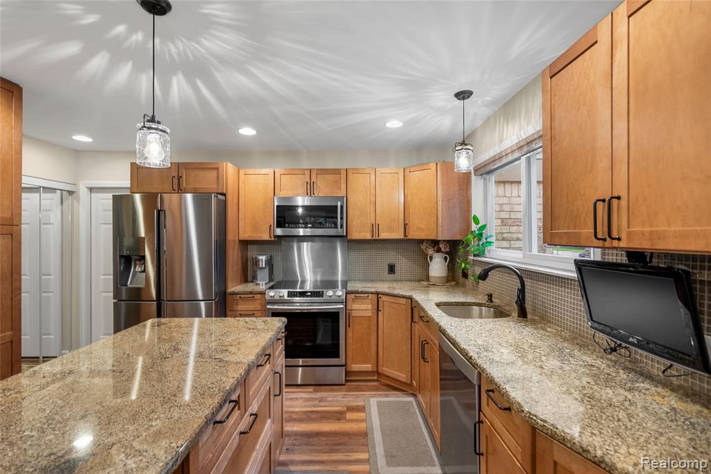 41961 Saltz Road, Canton, MI 48187 — Photo 21