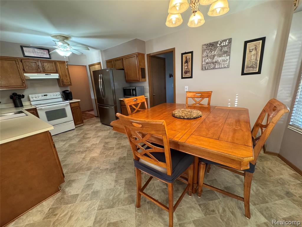 52981 Sequoia Trail, Chesterfield, MI 48047 — Photo 12